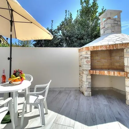 A2-apartments Riccardo דירה