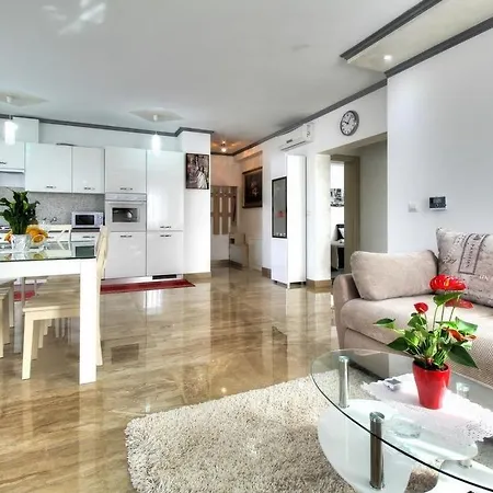 A2-apartments Riccardo דירה *